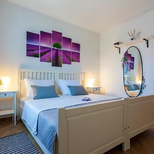 Placido Krk Apartment Krk Town